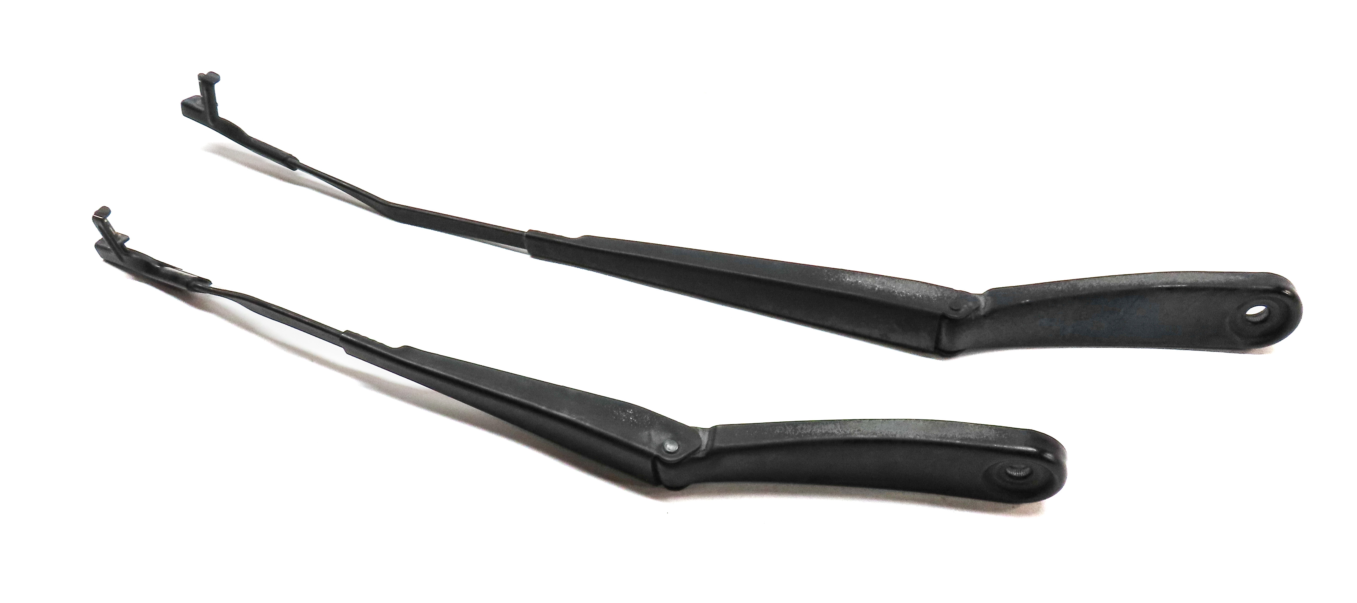 2011-2019 BMW X3 X4 (F25 F26) FRONT LEFT & RIGHT WINDSHIELD WIPER ARM SET 2 — exact item pictured